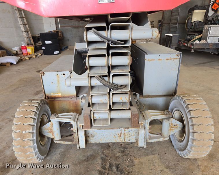 image for item DP6257 2000 Mayville Engineering Co Inc. 3768ES scissor lift