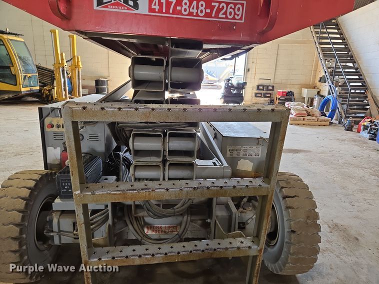 image for item DP6257 2000 Mayville Engineering Co Inc. 3768ES scissor lift