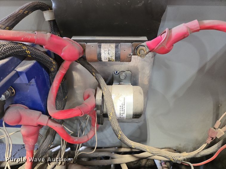 image for item DP6257 2000 Mayville Engineering Co Inc. 3768ES scissor lift