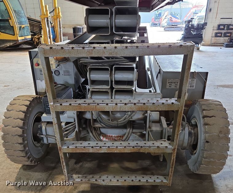 image for item DP6257 2000 Mayville Engineering Co Inc. 3768ES scissor lift