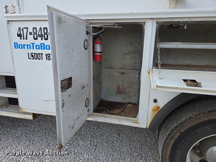 image for item DP6259 2006 GMC C7500 utility / service truck