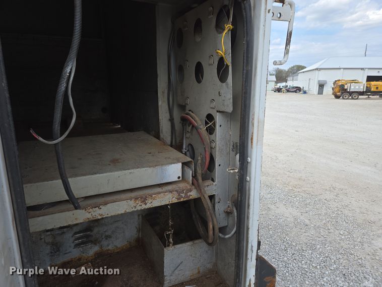 image for item DP6259 2006 GMC C7500 utility / service truck