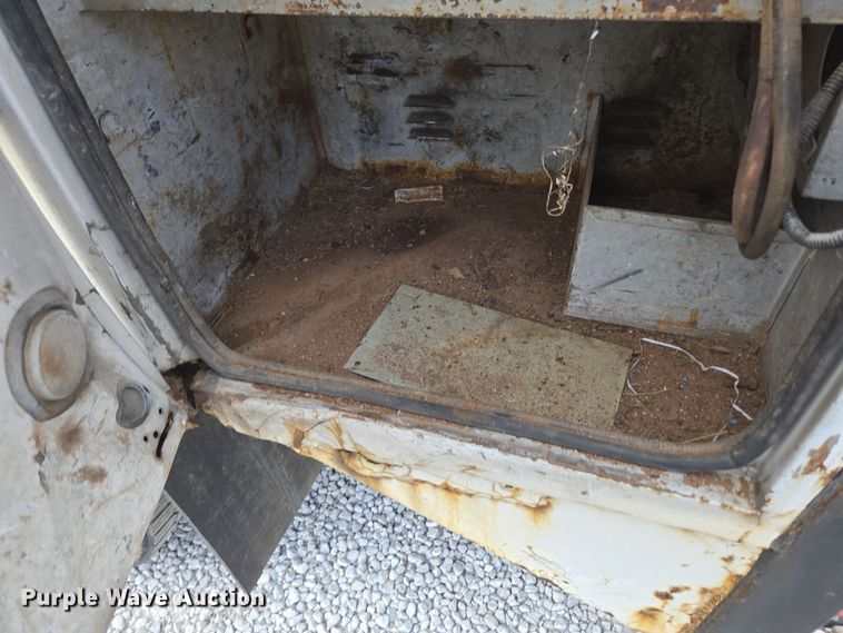 image for item DP6259 2006 GMC C7500 utility / service truck