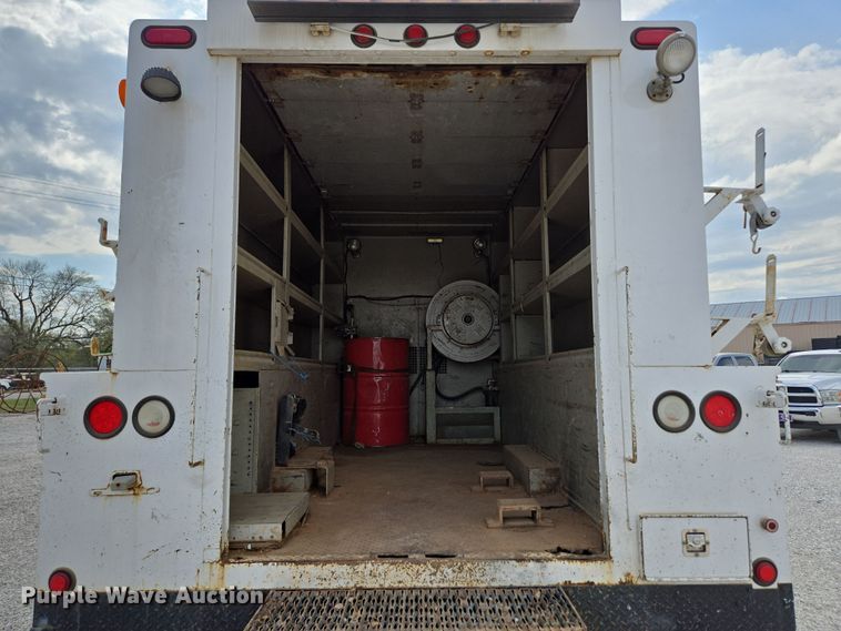 image for item DP6259 2006 GMC C7500 utility / service truck