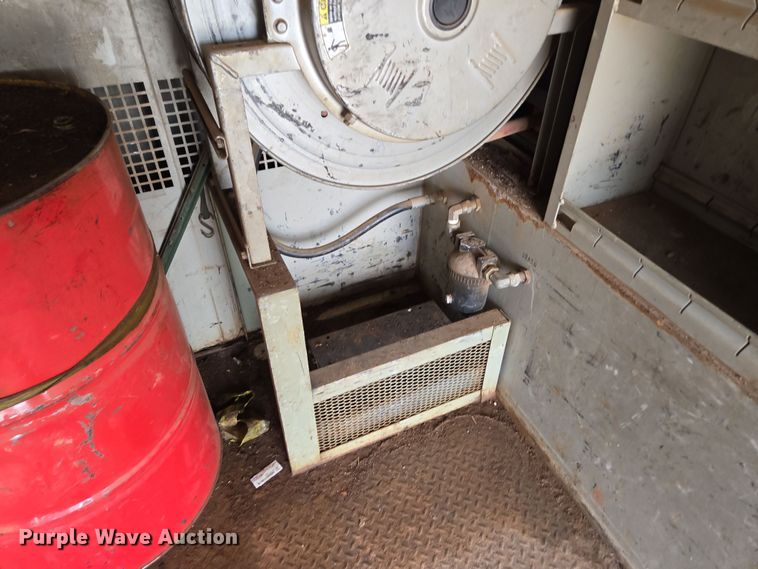 image for item DP6259 2006 GMC C7500 utility / service truck