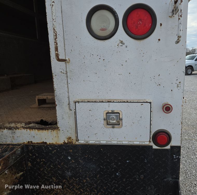 image for item DP6259 2006 GMC C7500 utility / service truck