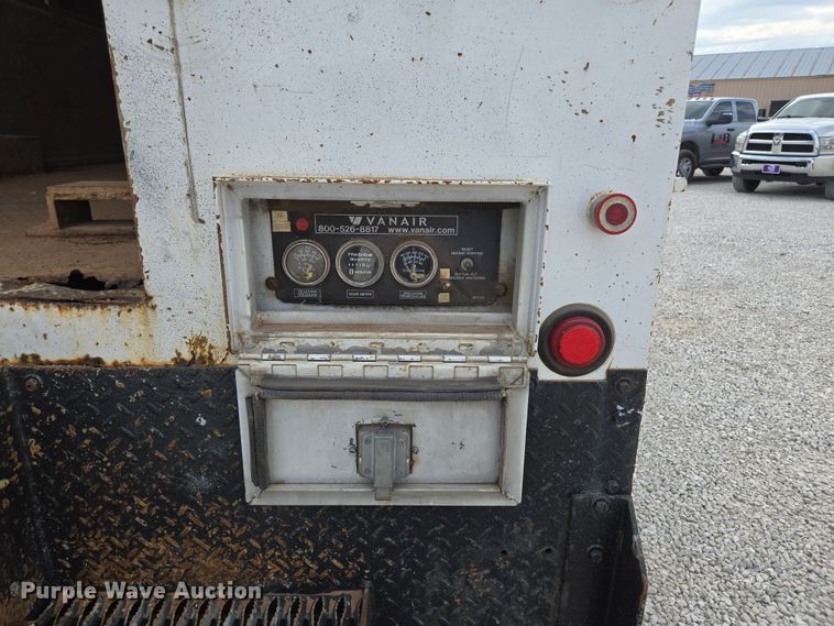 image for item DP6259 2006 GMC C7500 utility / service truck