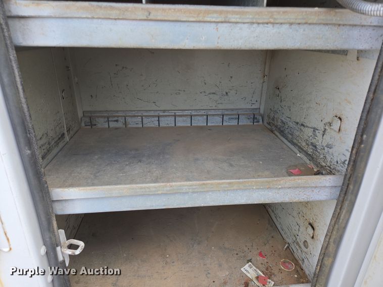 image for item DP6259 2006 GMC C7500 utility / service truck