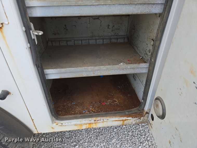 image for item DP6259 2006 GMC C7500 utility / service truck