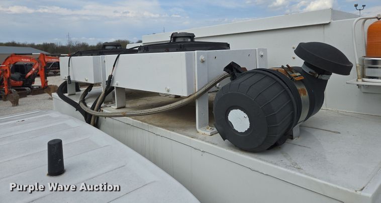 image for item DP6259 2006 GMC C7500 utility / service truck