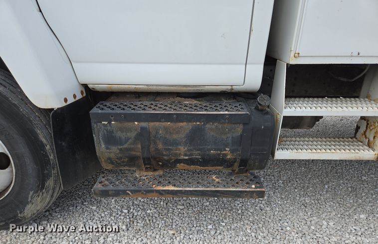 image for item DP6259 2006 GMC C7500 utility / service truck