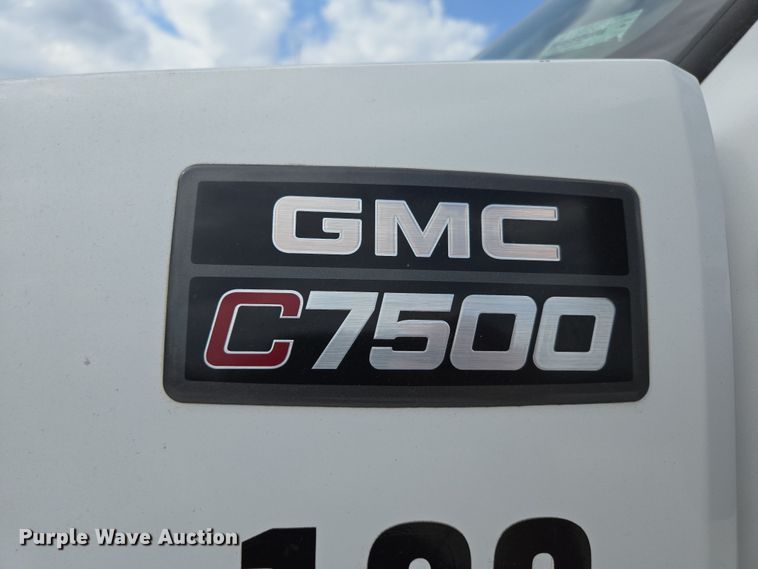 image for item DP6259 2006 GMC C7500 utility / service truck