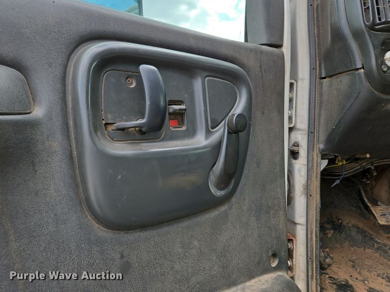 image for item DP6259 2006 GMC C7500 utility / service truck