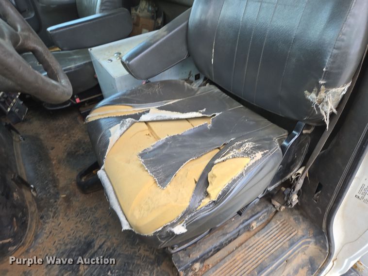 image for item DP6259 2006 GMC C7500 utility / service truck