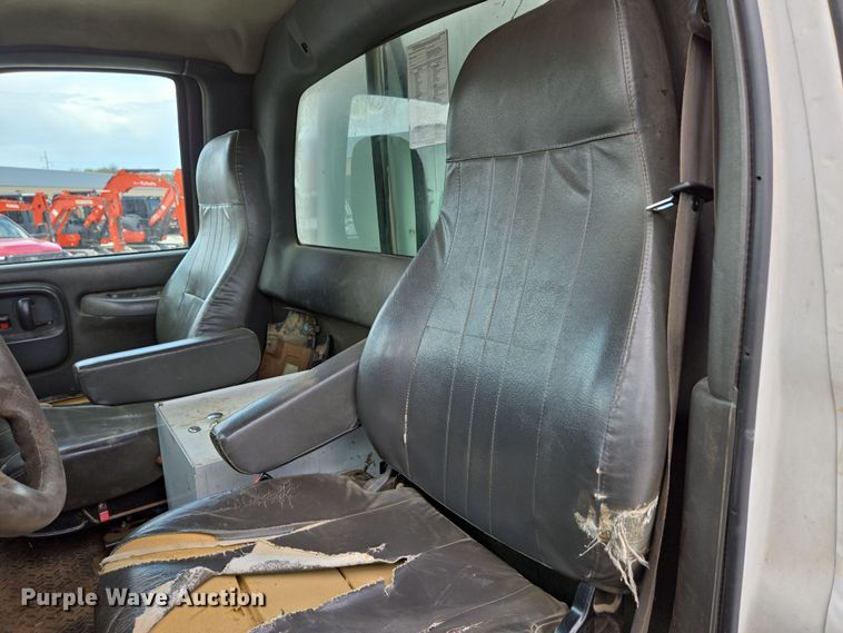 image for item DP6259 2006 GMC C7500 utility / service truck