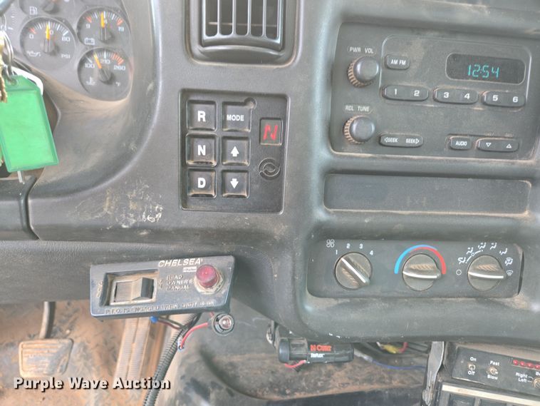 image for item DP6259 2006 GMC C7500 utility / service truck