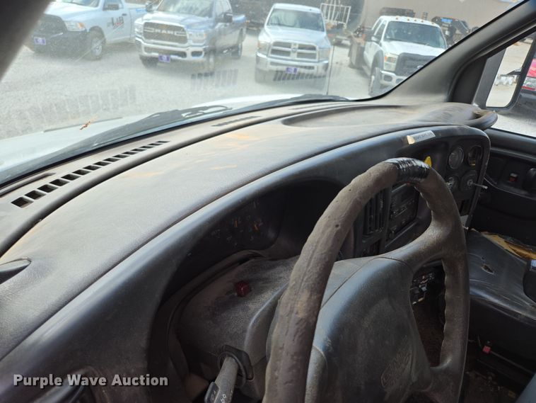 image for item DP6259 2006 GMC C7500 utility / service truck