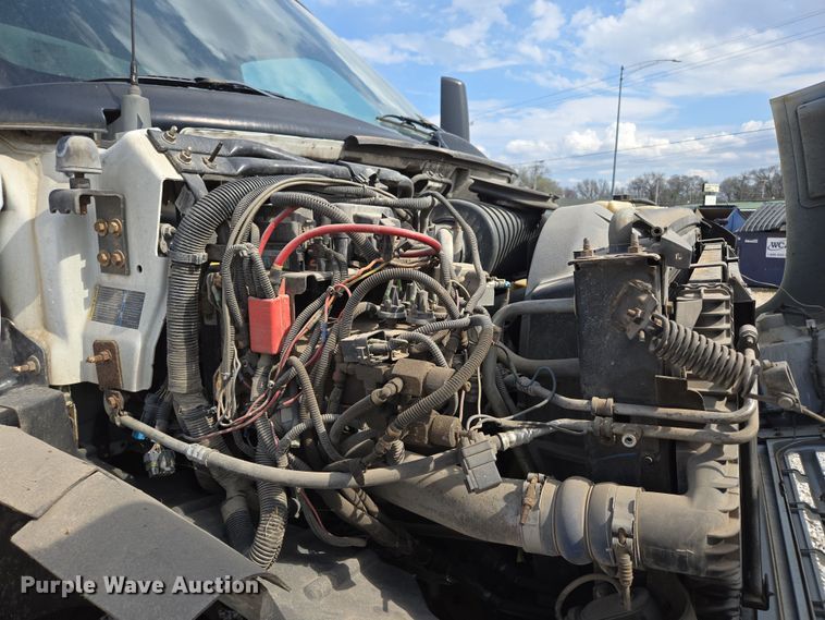 image for item DP6259 2006 GMC C7500 utility / service truck