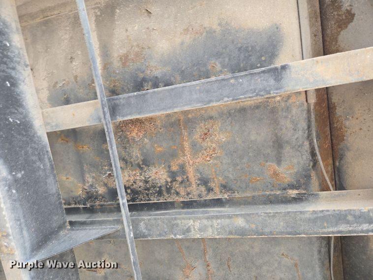 image for item DP6261 2005 Ford F750 Super Duty dump truck