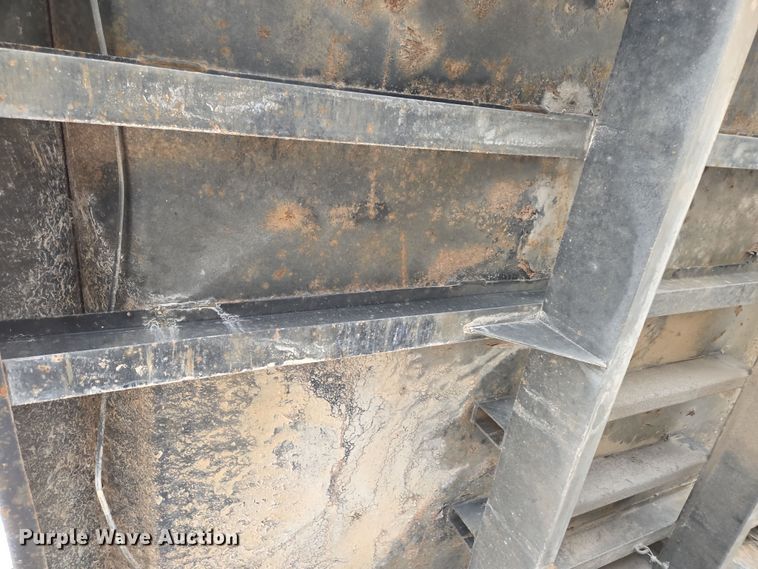 image for item DP6261 2005 Ford F750 Super Duty dump truck