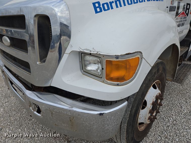 image for item DP6261 2005 Ford F750 Super Duty dump truck