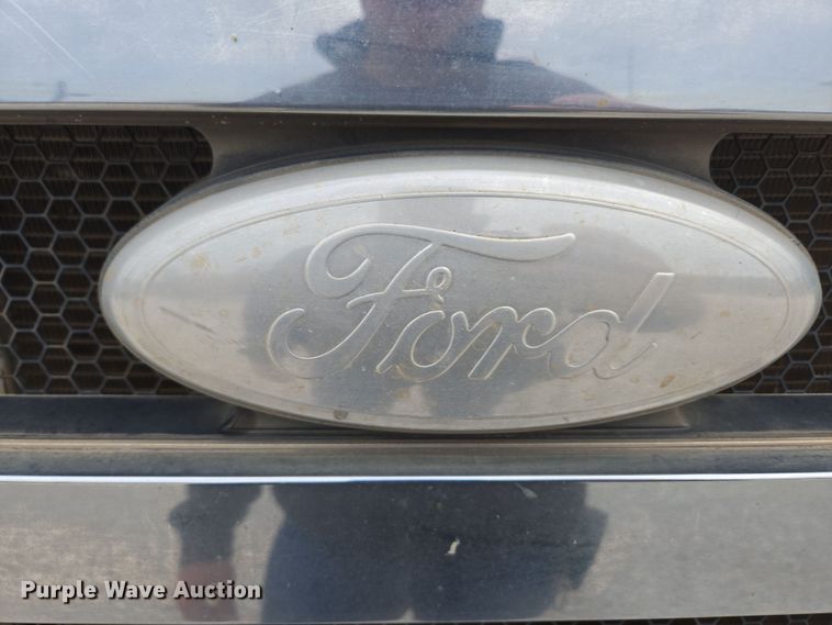 image for item DP6261 2005 Ford F750 Super Duty dump truck