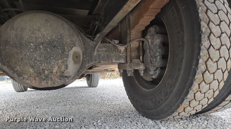 image for item DP6261 2005 Ford F750 Super Duty dump truck