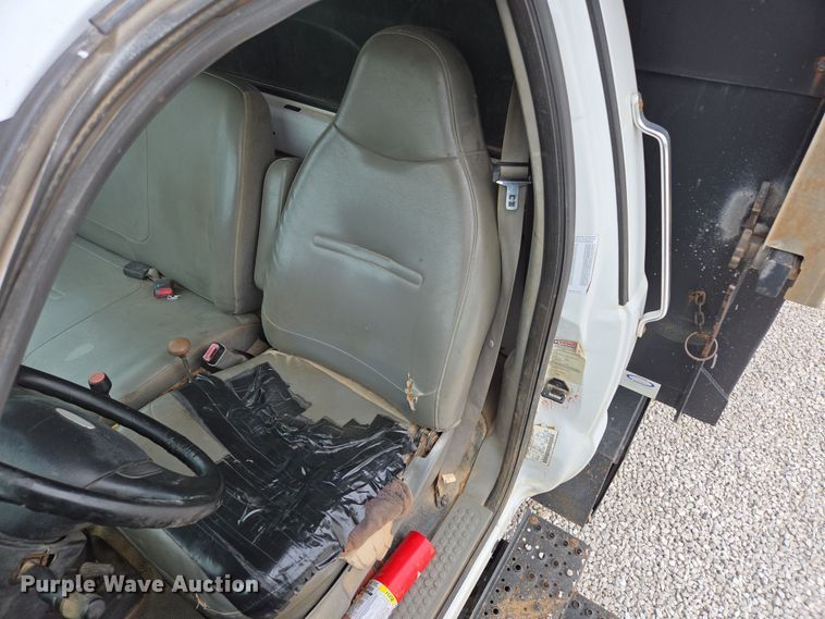 image for item DP6261 2005 Ford F750 Super Duty dump truck