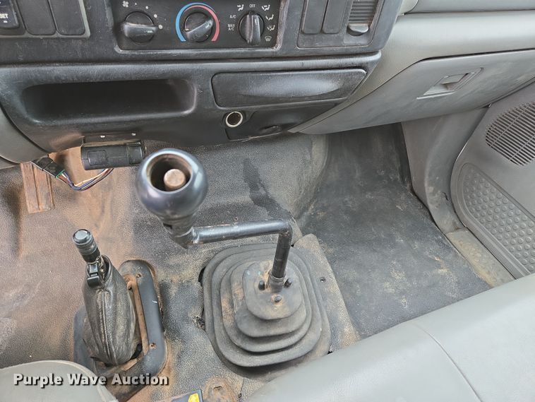 image for item DP6261 2005 Ford F750 Super Duty dump truck