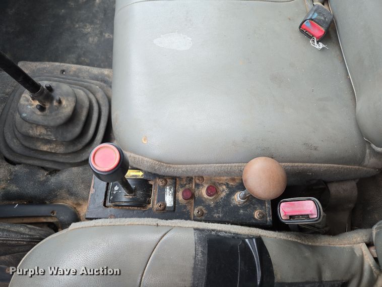 image for item DP6261 2005 Ford F750 Super Duty dump truck