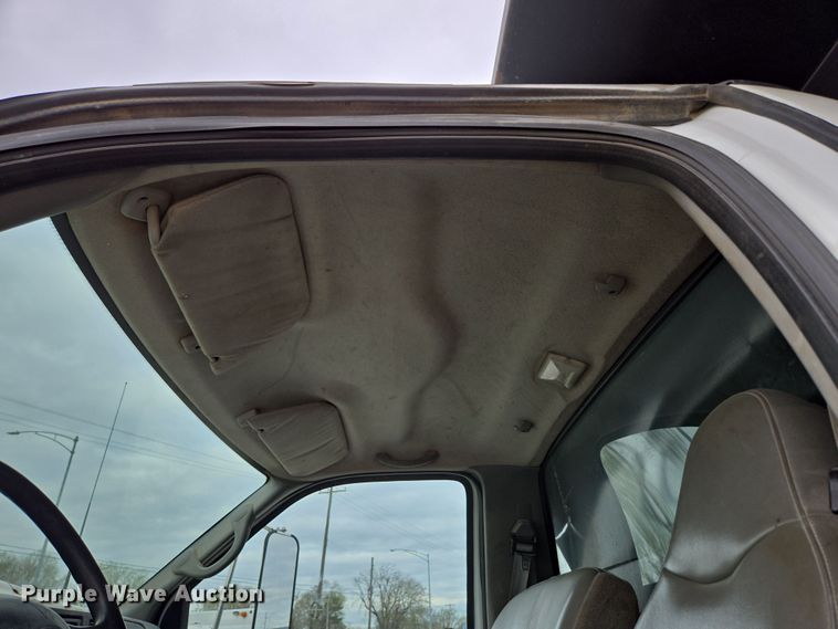image for item DP6261 2005 Ford F750 Super Duty dump truck