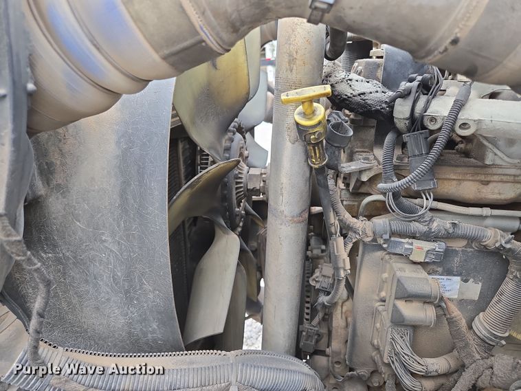 image for item DP6261 2005 Ford F750 Super Duty dump truck