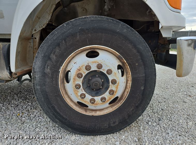 image for item DP6261 2005 Ford F750 Super Duty dump truck