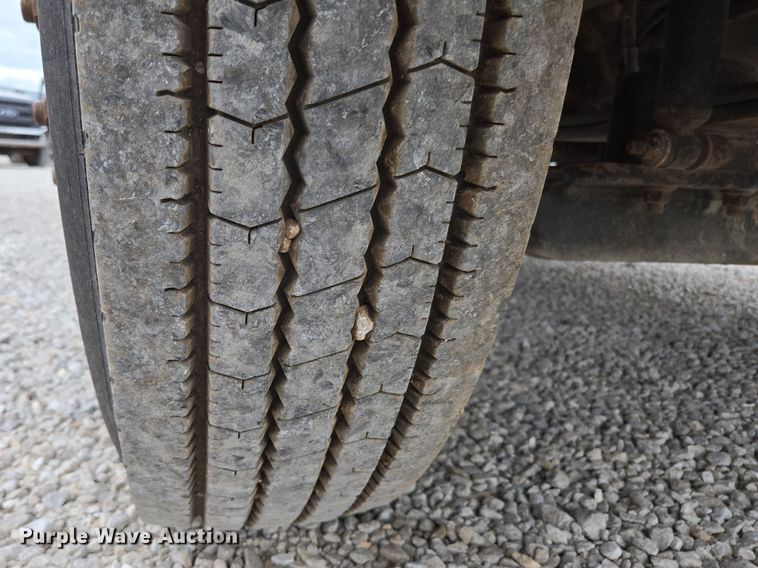 image for item DP6261 2005 Ford F750 Super Duty dump truck