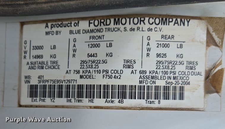 image for item DP6261 2005 Ford F750 Super Duty dump truck