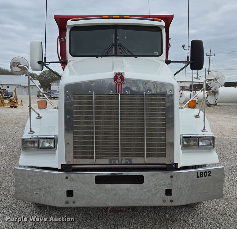 image for item DP6262 2012 Kenworth T800 dump truck