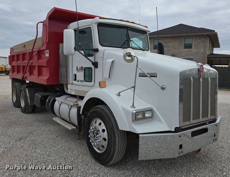 image for item DP6262 2012 Kenworth T800 dump truck