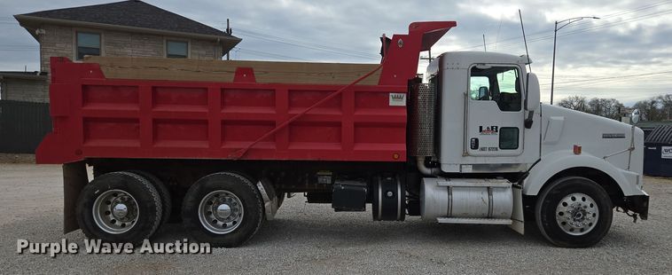 image for item DP6262 2012 Kenworth T800 dump truck