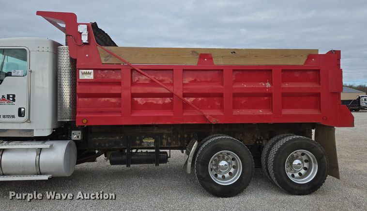 image for item DP6262 2012 Kenworth T800 dump truck