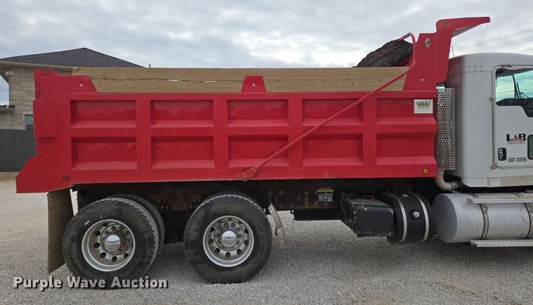 image for item DP6262 2012 Kenworth T800 dump truck