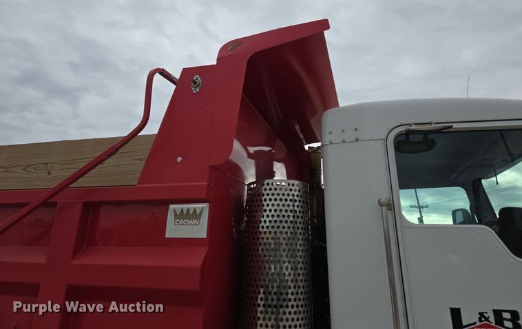 image for item DP6262 2012 Kenworth T800 dump truck