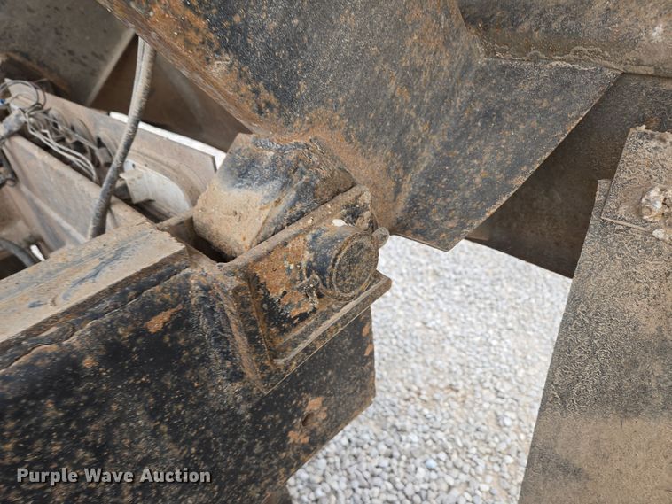 image for item DP6262 2012 Kenworth T800 dump truck