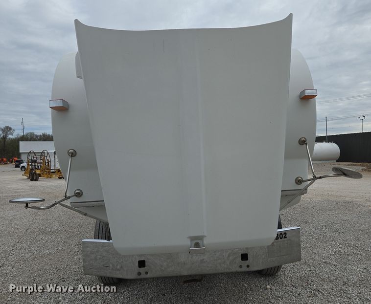 image for item DP6262 2012 Kenworth T800 dump truck