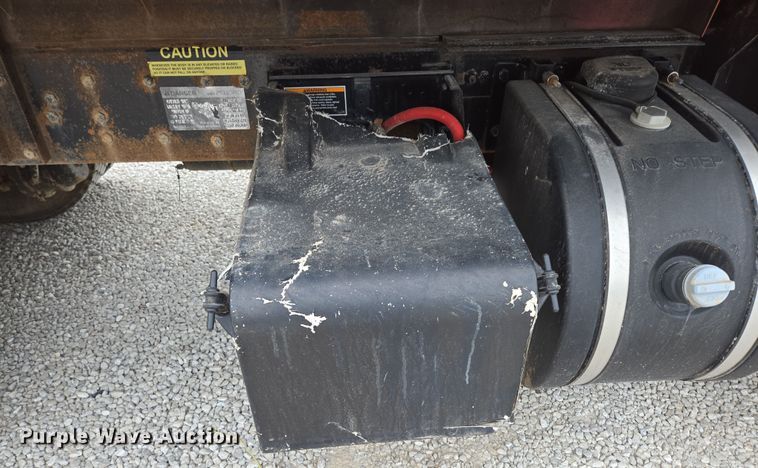 image for item DP6262 2012 Kenworth T800 dump truck