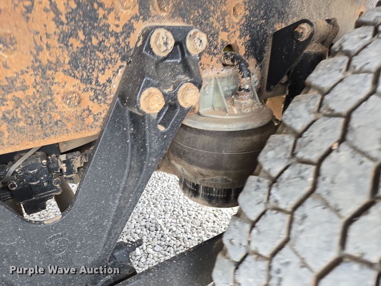 image for item DP6262 2012 Kenworth T800 dump truck