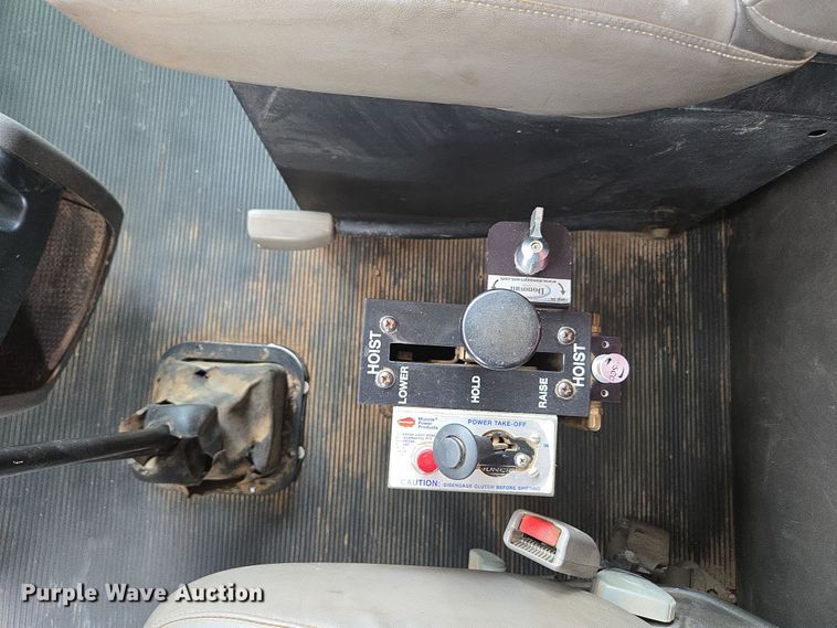 image for item DP6262 2012 Kenworth T800 dump truck