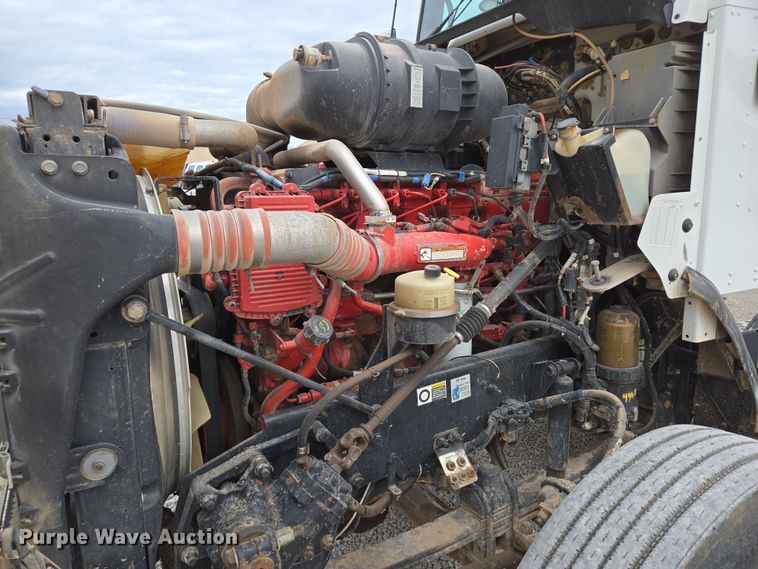 image for item DP6262 2012 Kenworth T800 dump truck