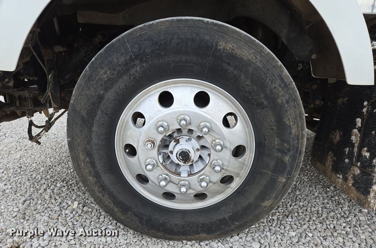 image for item DP6262 2012 Kenworth T800 dump truck