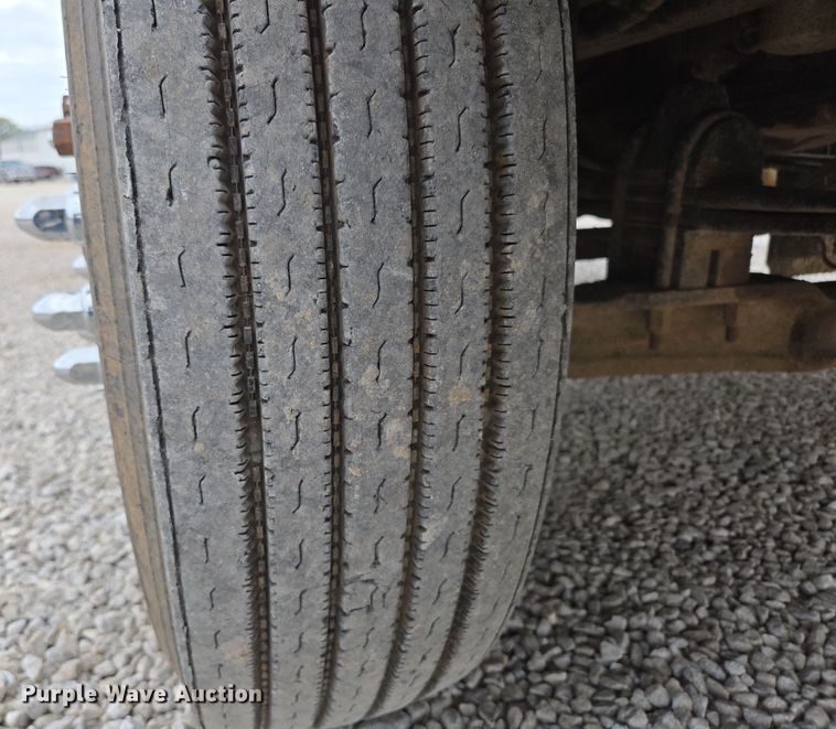 image for item DP6262 2012 Kenworth T800 dump truck