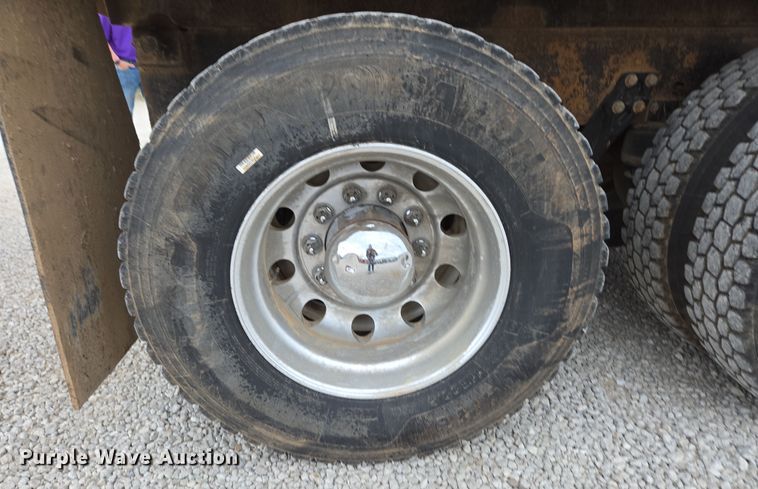 image for item DP6262 2012 Kenworth T800 dump truck